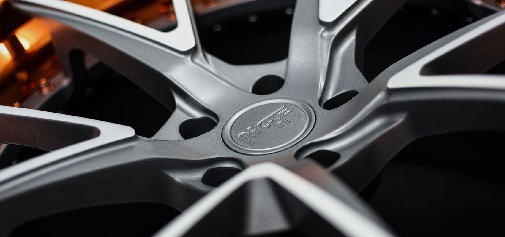 Matte Anthracite / Brushed accents